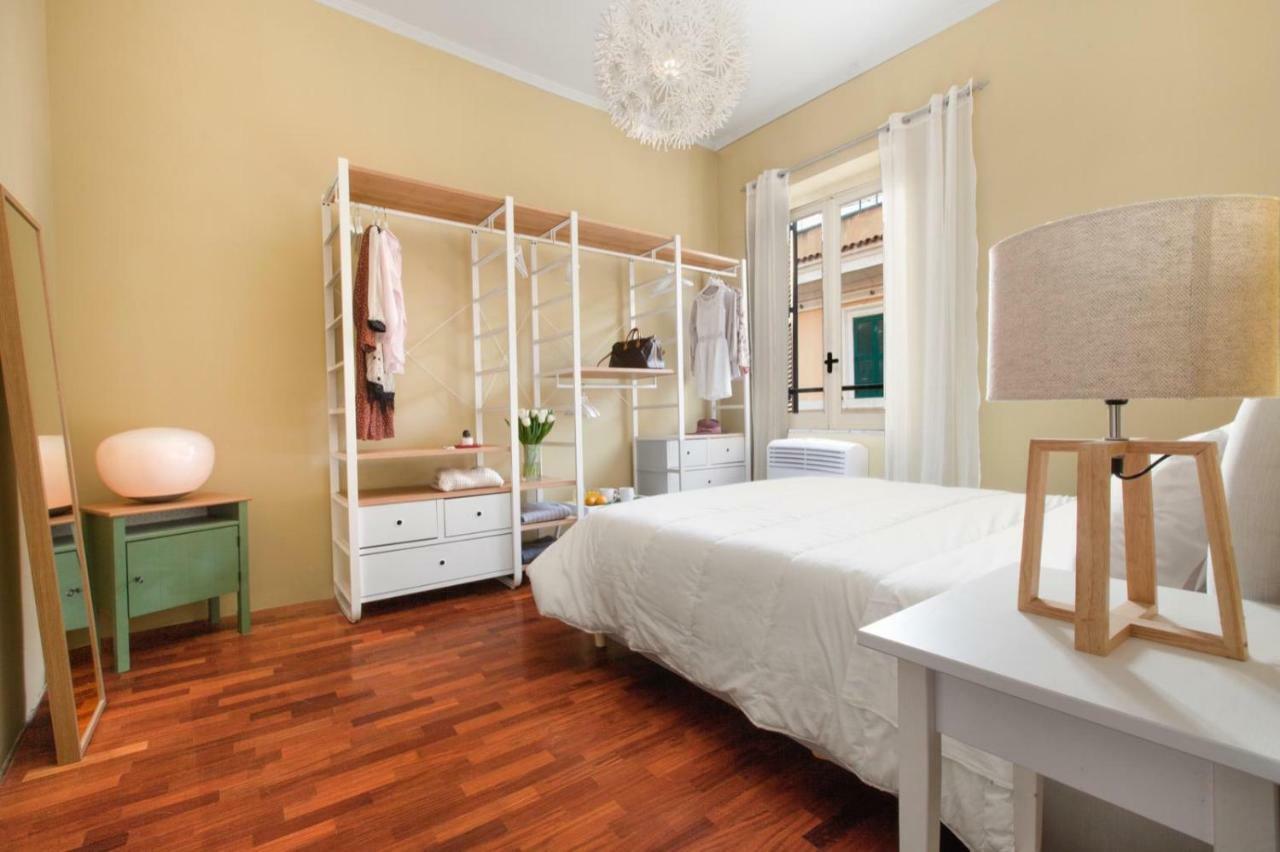 Postcard From St Peter'S Dome Appartement Buitenkant foto
